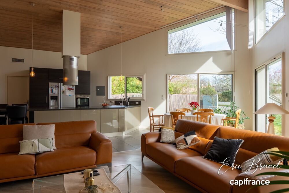 Vente Maison MIOS - Maison d'architecte aux prestations de qualité - 6 pieces avec garage et piscine Mios