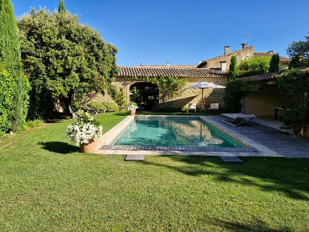 Vente Propriété/Château Charmant mas de village avec piscine et 7 chambres Maubec