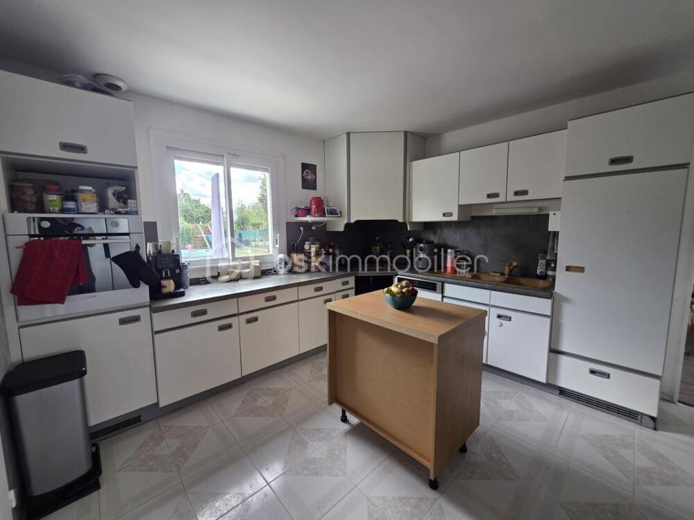 Vente Maison Maison familiale 6 pièces – 4 chambres – 110m² – Savigny-le-Temple Savigny le temple