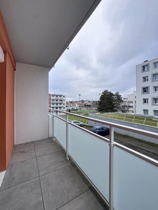  Appartement à louer 1 pièce 30 m²