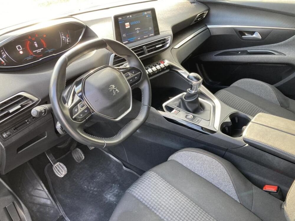 3008 1.2i 130 CH FINITION Active Pack - SUIVI PEUGEOT ORIGINE FRA 2021 occasion 14650 Carpiquet
