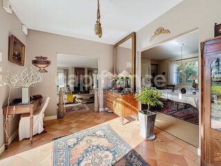  Propri�t�/ch�teau � vendre 13 pi�ces 393 m�