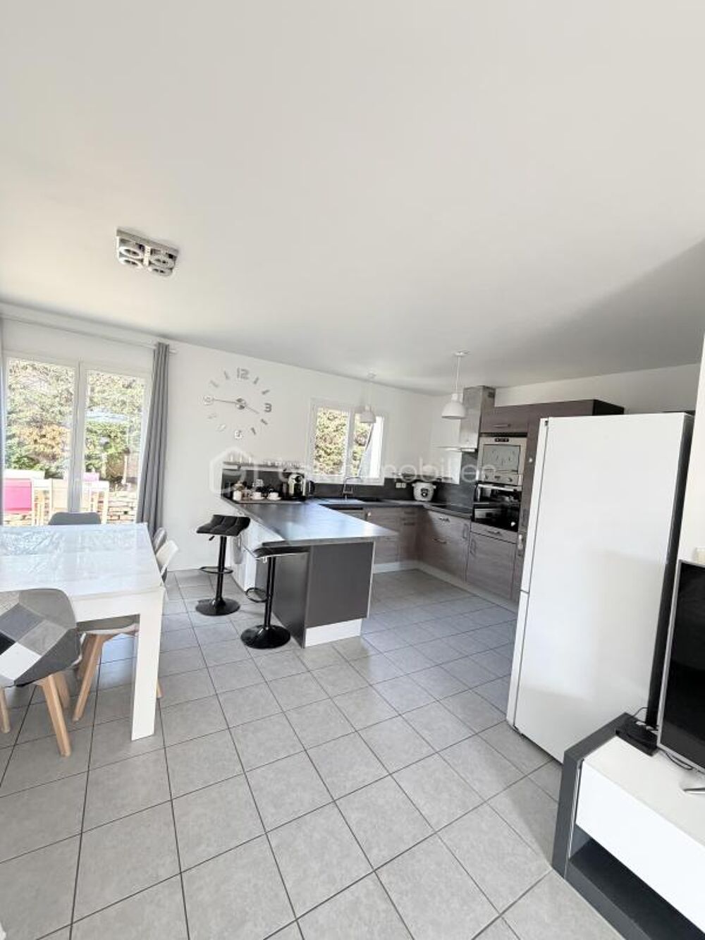 Vaugneray - maison familiale type 5 avec terrain 475 M2