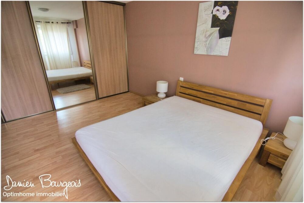Vente Appartement APPARTEMENT DE 79 m² EN REZ-DE-CHAUSSÉE AVEC PLACE DE PARKING INTÉRIEURE Ferney voltaire