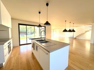 Villa à vendre 6 pièces 200 m²