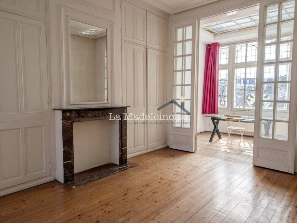 Vente Appartement Appartement T3 de 66 m² au charme d'époque, à 3 minutes du tramway Botanique La madeleine