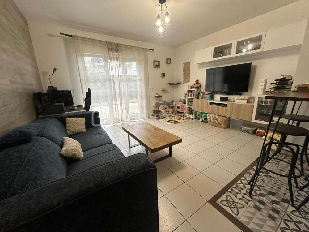 À vendre : Appartement 3 pièces avec terrasse