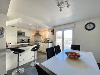 Villa à vendre 8 pièces 224 m²