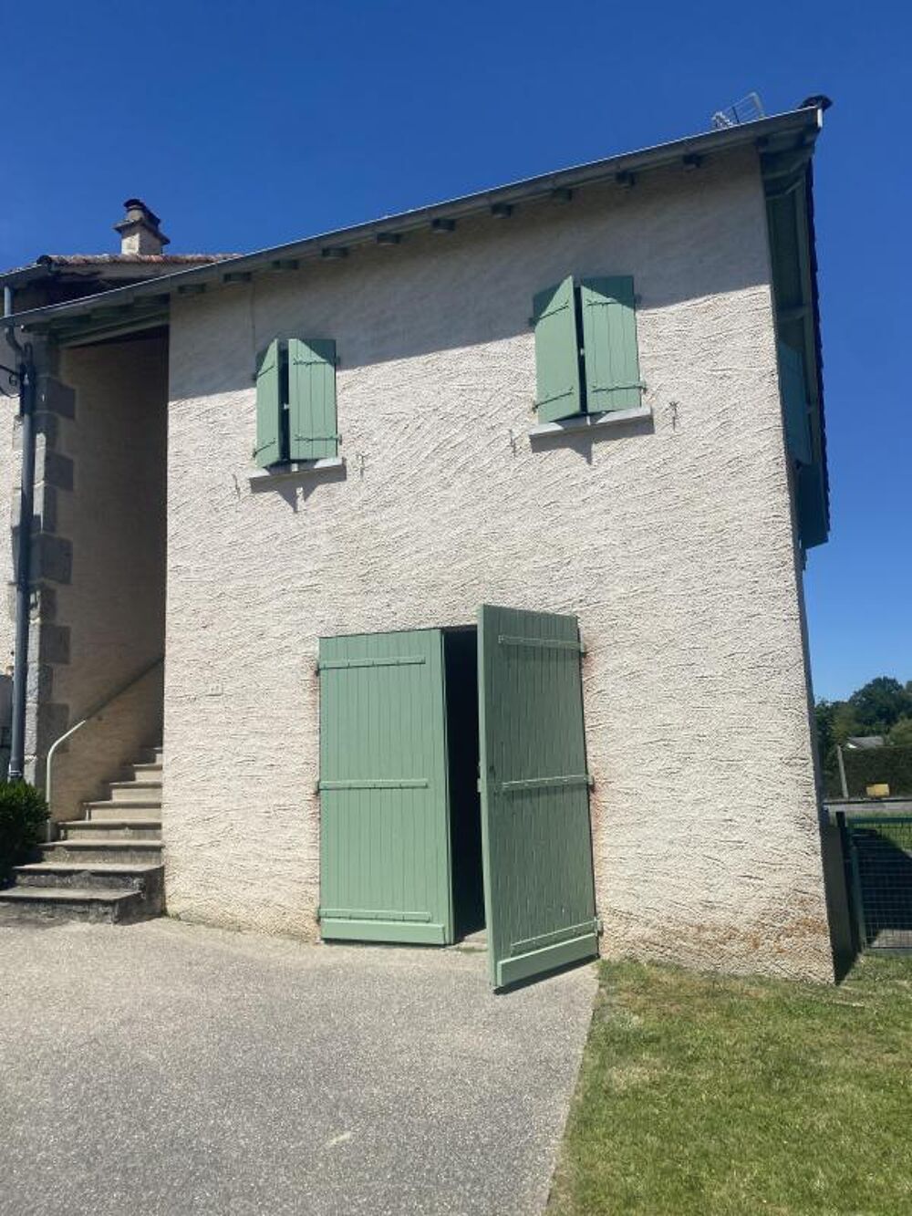 Location Appartement A LOUER APPARTEMENT INIDVIDUEL  AVEC GARAGE ET TERRAIN CLOS A SANVENSA Sanvensa
