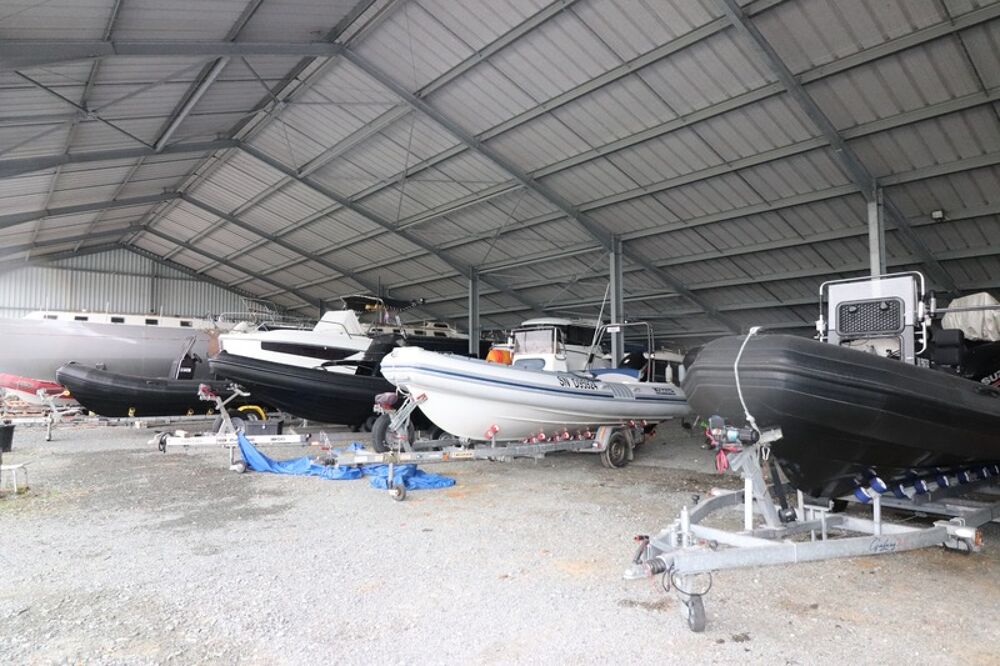 Vente Autre HANGAR 1000M² SUR TERRAIN DE 2500M² à vendre PORT DES BARQUES (17) Port des barques