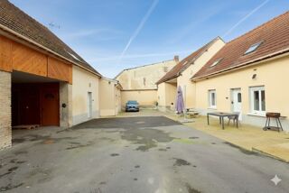  Maison à vendre 15 + pièces 400 m²