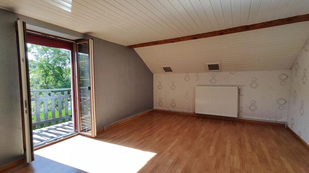 Vente Maison 70290 Plancher Bas : Maison 4 pièces 122 m2 avec dépendances et garages Plancher bas