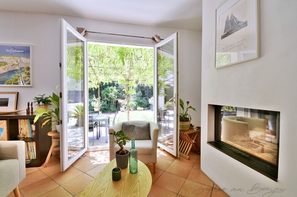 à vendre  Maison Saint-Marc-Jaumegarde (13100)