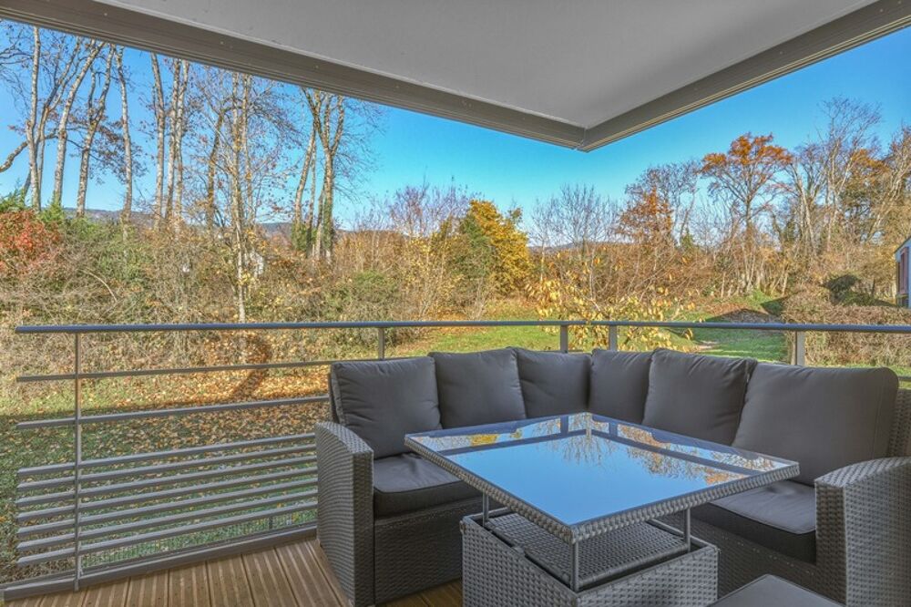 Vente Appartement Appartement à vendre 3 pièces DIVONNE LES BAINS (01) - 68 m2 - terrasse 35 m2, cave et 1 box Divonne les bains
