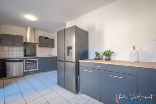  Duplex/triplex à vendre 4 pièces 144 m²