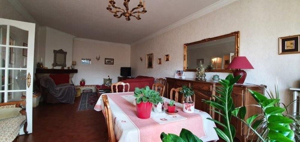 Vente Maison Dpt Aude (11),  vendre CARCASSONNE maison P4,  130m2 environ 15 places parking dans garage 286m2 Carcassonne