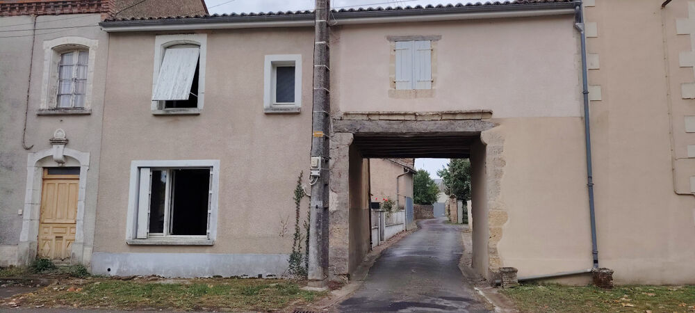 Vente Maison Maison à vendre 4 pièces SAINT JOUIN DE MARNES (79) Saint jouin de marnes