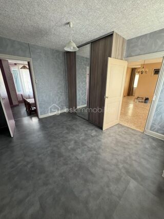  Appartement  vendre 4 pices 79 m