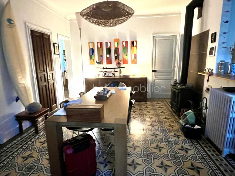Une magnifique demeure Art Déco, 5 Chambres dans un écrin de verdure