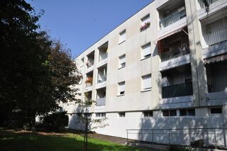  Appartement à louer 1 pièce 33 m²