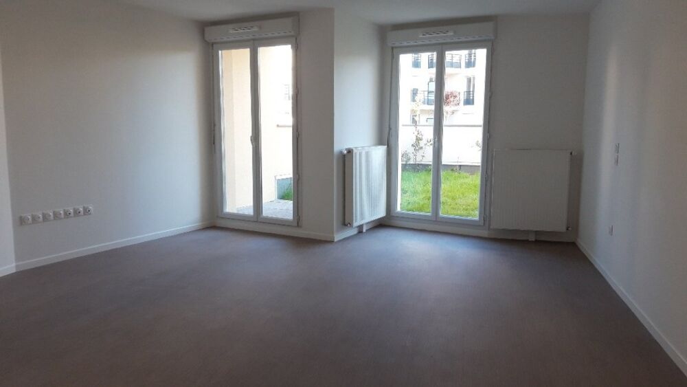 Location Appartement T1 avec jardin et parking à CORBEIL-ESSONNES Corbeil essonnes