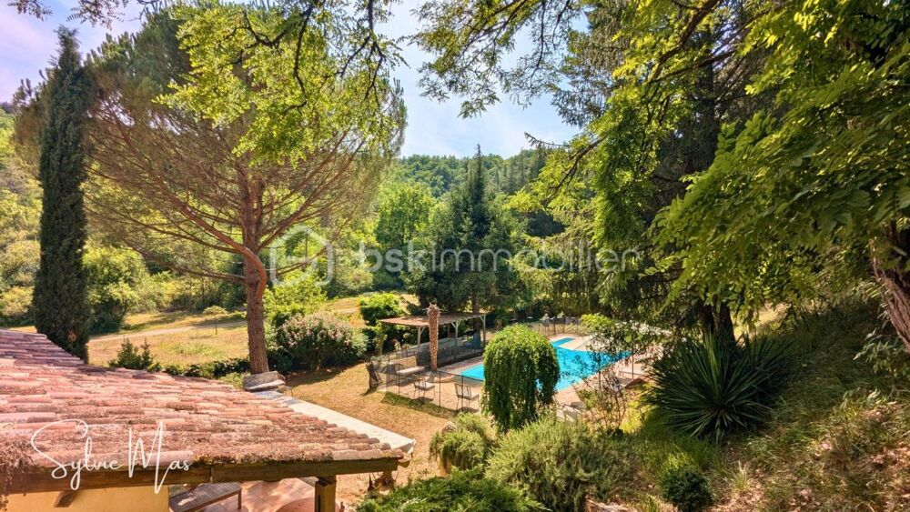 Propriété de caractère & gîte indépendant sur 1,5 ha  Deux piscines
