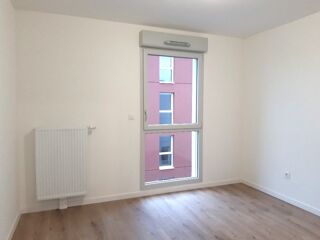  Appartement à louer 2 pièces 43 m²