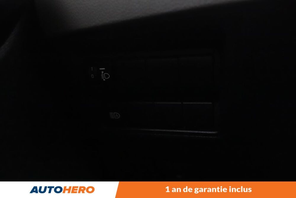 Yaris Cross 1.5 Hybride AWD-i Dynamic Business 116H 2022 occasion 92130 Issy-les-Moulineaux