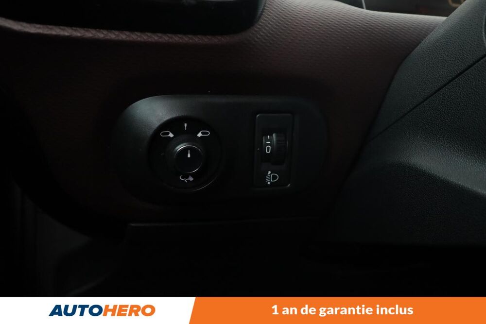 C4 cactus 1.5 Blue-HDi Shine EAT6 120 ch 2019 occasion 92130 Issy-les-Moulineaux