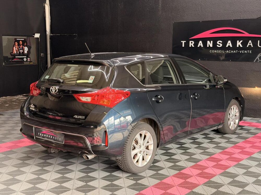 Auris Dynamic 2.0 D-4D 124ch CAM&Eacute;RA DE RECUL-R&Eacute;GULATEUR LIMITEUR T 2013 occasion 73000 Chambery