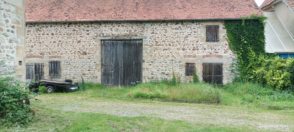 Vente Propriété/Château Propriété à vendre SAINT HILAIRE ( allier) comprenant une maison et un gite sur un parc de 23433 m² Saint hilaire