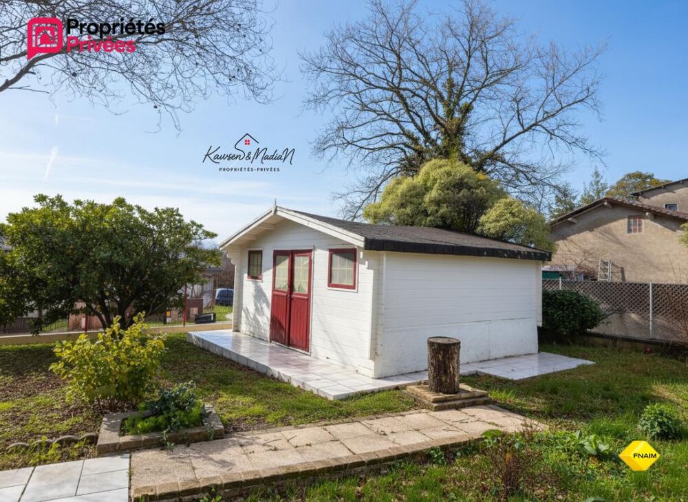 � vendre  Villa Yvrac (33370)