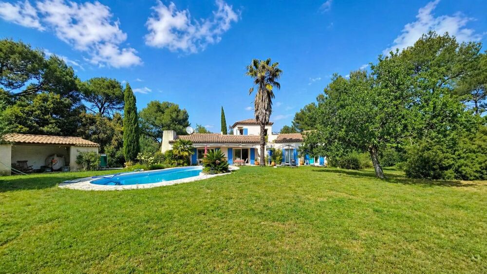 Vente Maison belle maison de 120 m² avec Piscine et DOUBLE GARAGE Le cannet des maures