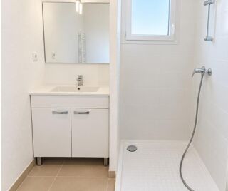 Appartement à louer 2 pièces 40 m²