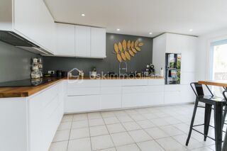  Villa � vendre 5 pi�ces 150 m�