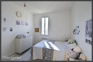  Immeuble à vendre 10 pièces 242 m²