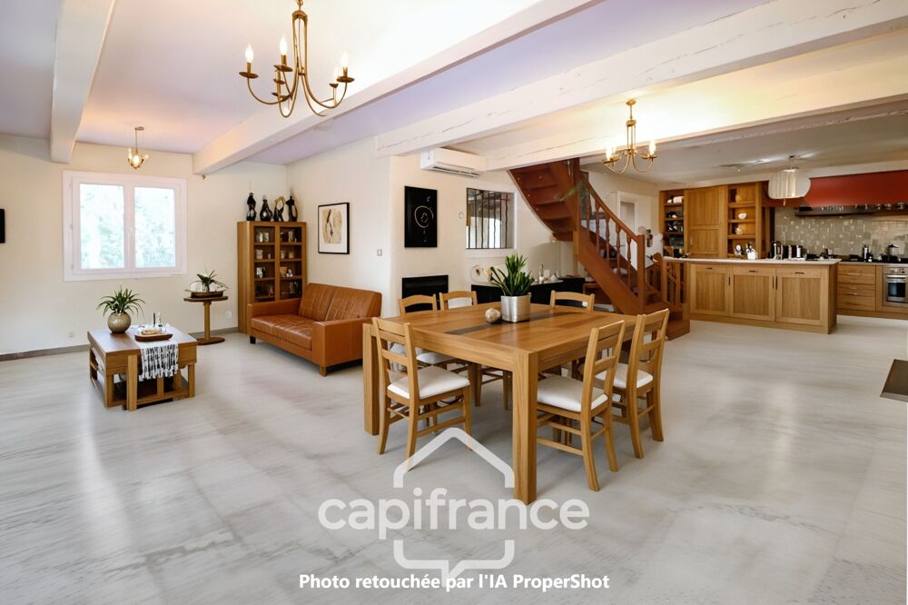 Maison à vendre 7 pièces LA CADIERE D'AZUR (83)