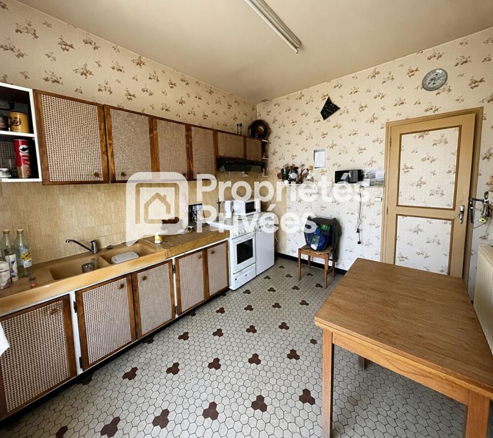 Maison de 205 m² avec logement indépendant et potentiel professionnel ? Centre de Bazas