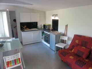  Appartement � louer 1 pi�ce 35 m� Fuveau