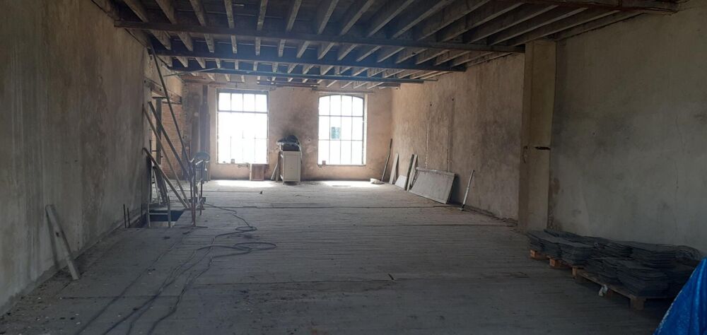 Loft Bauge En Anjou 1 pièce(s) 240 m2