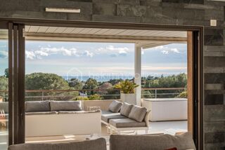  Appartement � vendre 4 pi�ces 143 m�