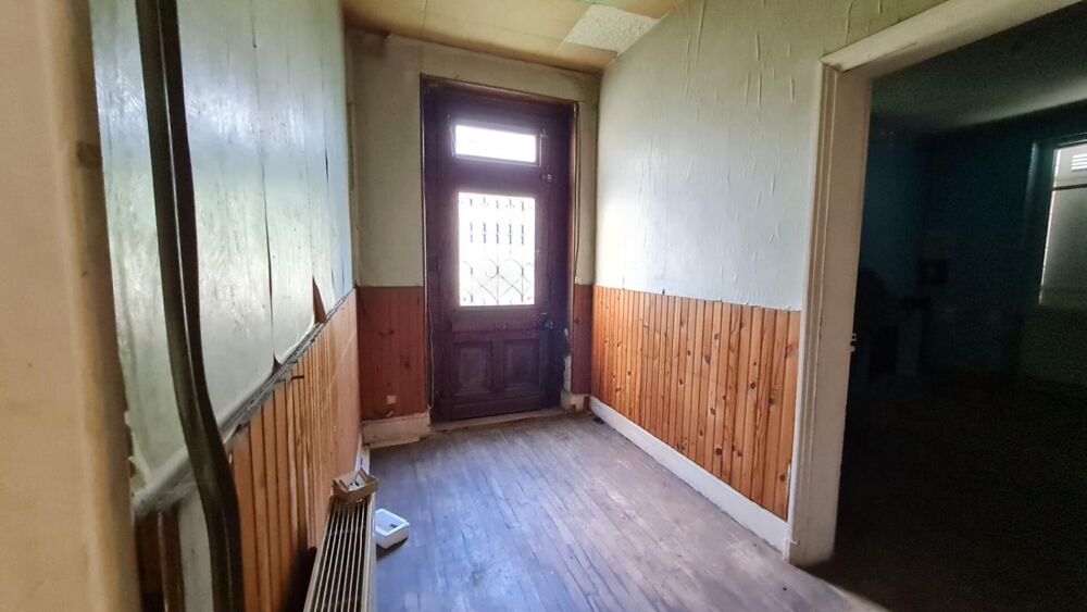 Vente Maison 24400  Mussidan Maison  style année 30 proche centre ville.  5 pièces 135 m2 dépendance et jardin Mussidan
