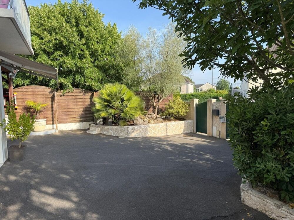 Vente Maison Maison familiale, proximité A10 et A28, Gare TGV Parcay meslay