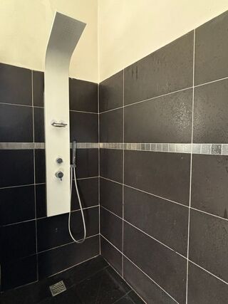  Appartement à louer 2 pièces 44 m²