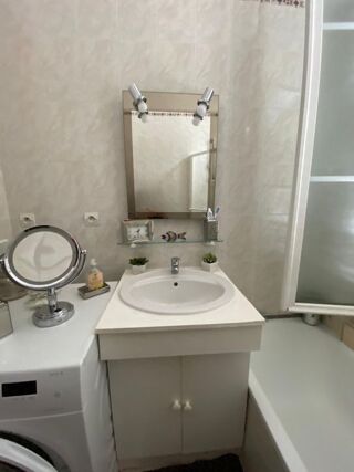  Appartement à louer 3 pièces 55 m²