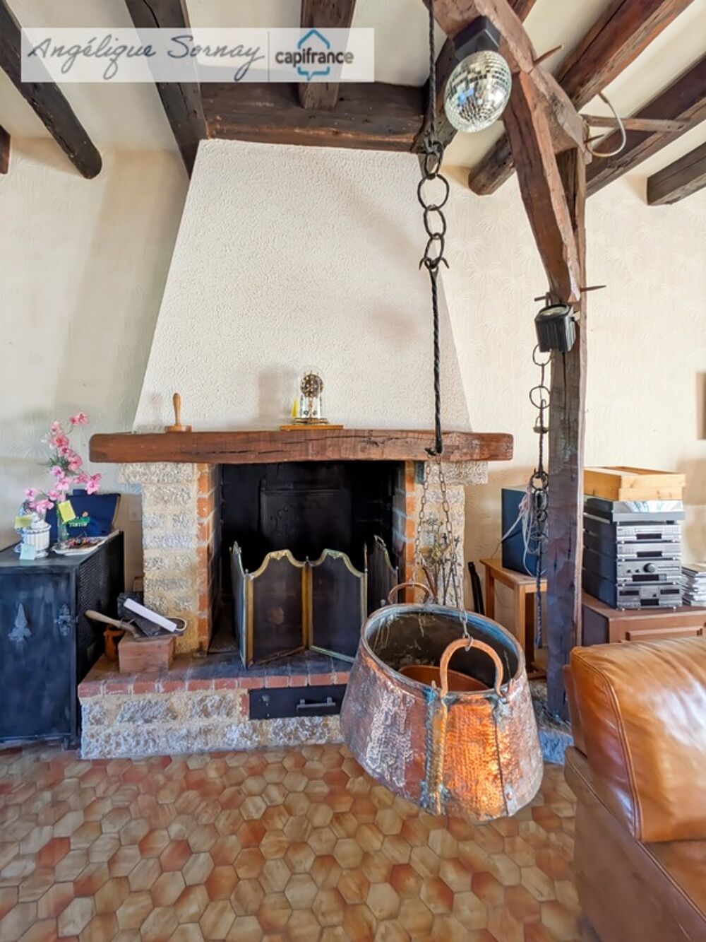 Vente Maison À vendre – Maison à Geruge sur terrain clos de 1535 m² Geruge