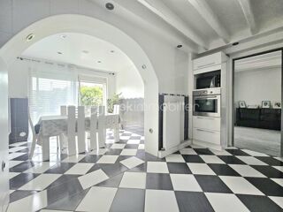  Maison  vendre 5 pices 108 m