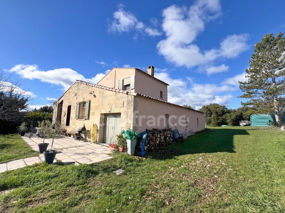 À vendre Villa dException à Reillanne (04110)  120 m², 5 Pièces, 4 Chambres, Piscine 10x5, Terrain Clos 9 000 m², Calme Absolu