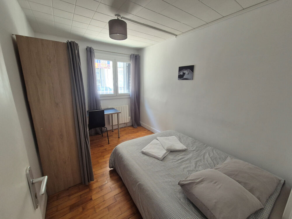 Vente Appartement Achat Appartement T3 Grenoble – 3 Pièces de 48m² Traversant Est-Sud avec Séjour Lumineux, Cuisine moderne équipée et meublée & C Grenoble