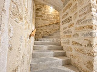  Immeuble à vendre 13 pièces 217 m²